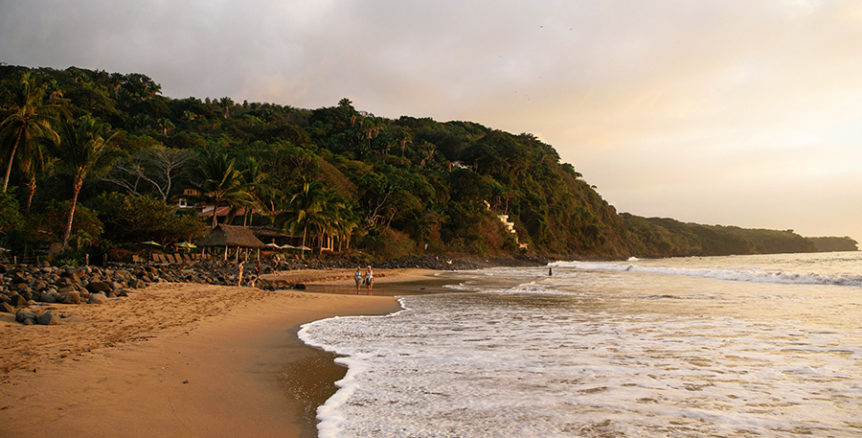 MarDeJade_Chacala_Nayarit-e1519582024501-862x438